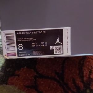 Is air Jordan 8 retro SE